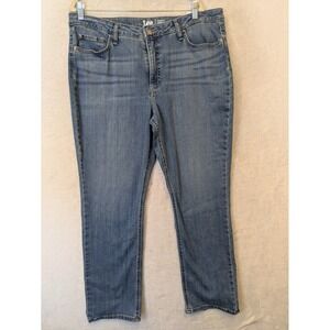 NEW Lee Jeans Women's 18M Blue Midrise‎ Regular Fit Straight Leg Stretch